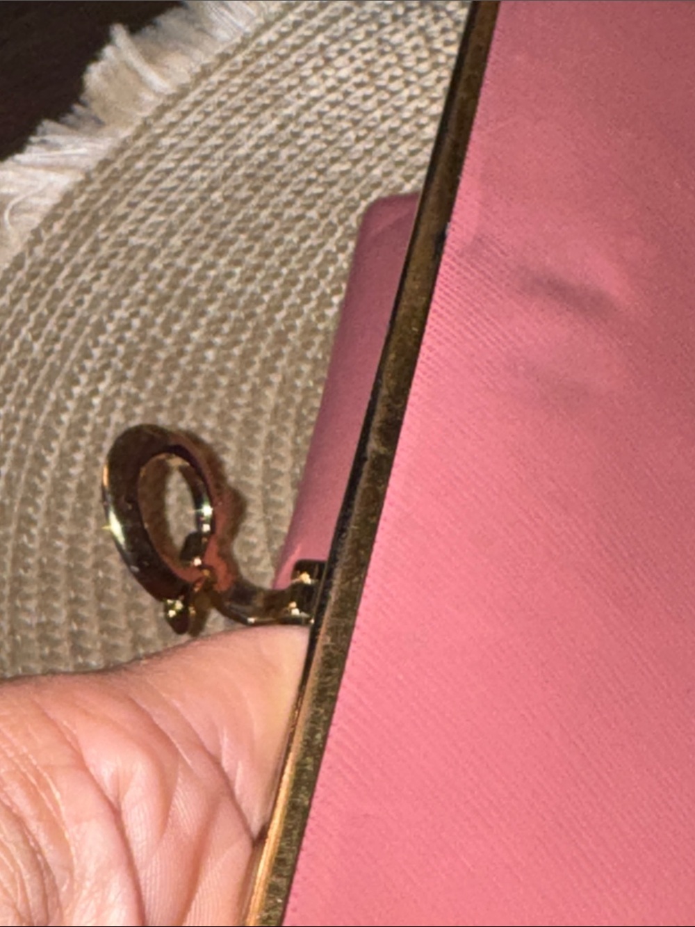 Salvatore Ferragamo Pink Leather Clutch Wallet with Gold Hardware - Picture 3 of 13